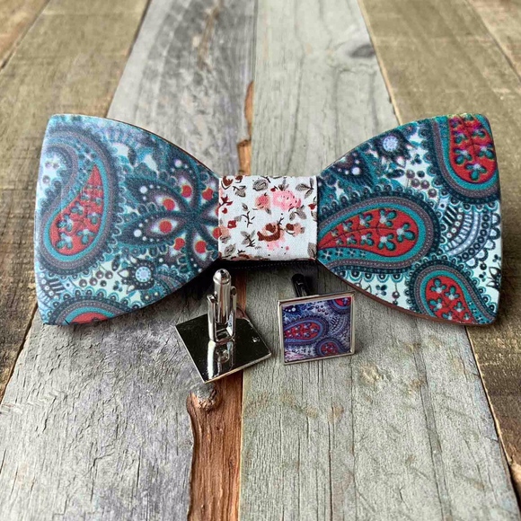 Men's Wooden Bow Tie - Picture 7 of 7